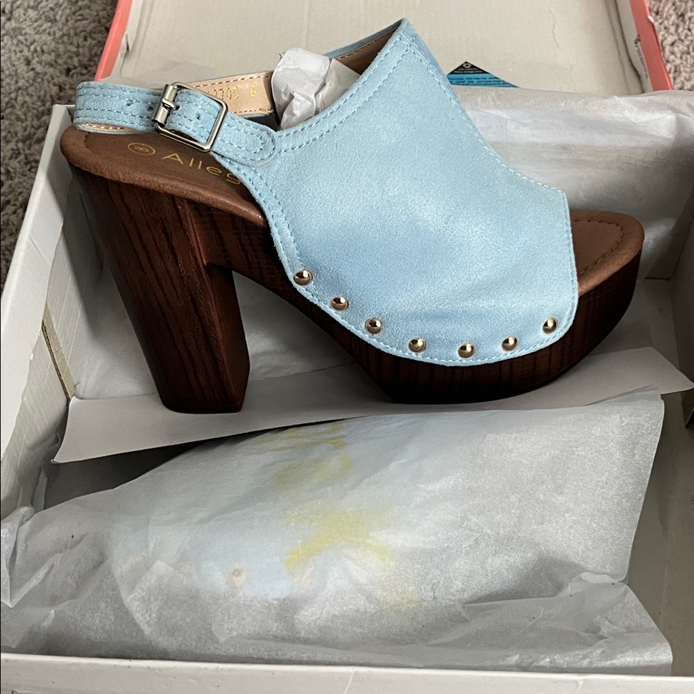 Women's Light Blue Heeled Sandals